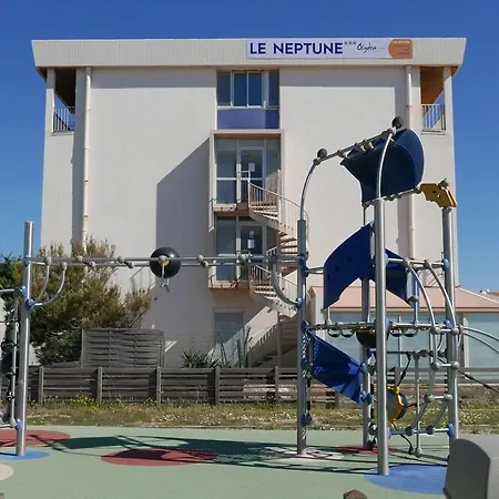 Olydea Le Neptune Pierre La Lägenhetshotell 3*